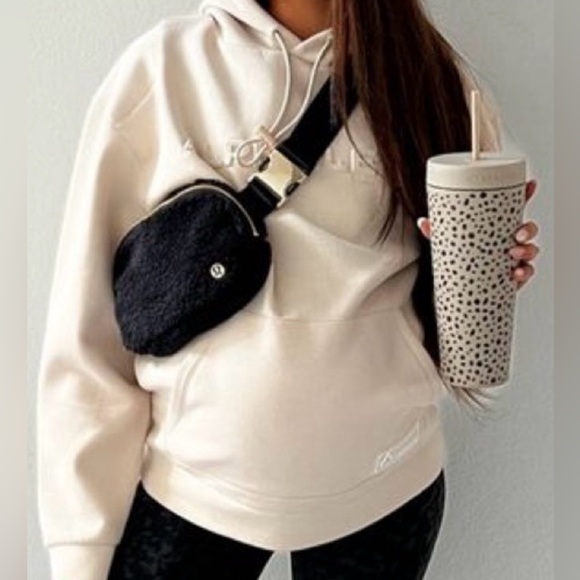 lululemon athletica Handbags - lululemon athletica Black Sherpa Crossbody Belt Bag